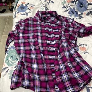 Mixed color blouse ( i think that’s what it’s called) button up shirt